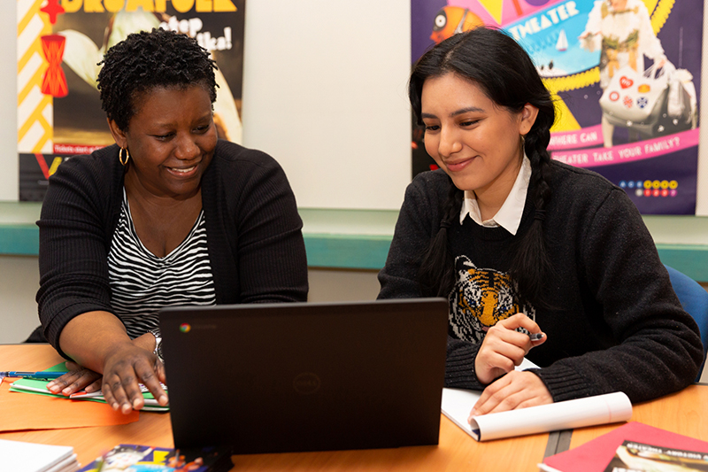 New 42 Youth Corps Fellow being mentored by Staff Member